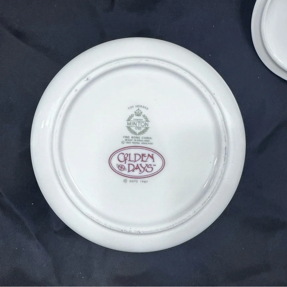 1987 Minton England Royal Doulton - Golden Days - Lidded Sugar Bowl Jar Vintage‎